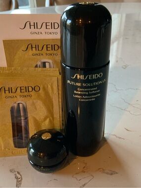 Shiseido Bundle Package Sample of Creams Masks Bags & Pouches ALL NEW